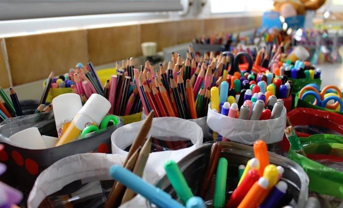 Archivo - Imagen de recurso de material escolar.