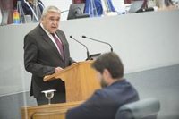 Álvarez alaba que el Gobierno regional "actúa" ante los problemas de la Región, mientras Sánchez a "Murcia, ni agua"