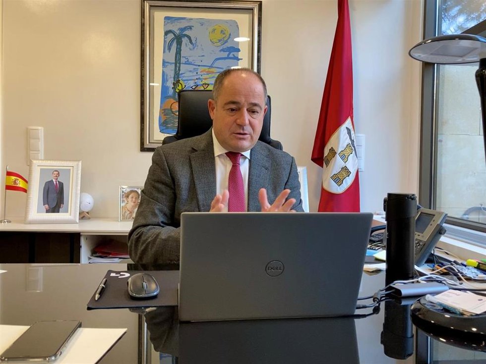 Archivo - El alcalde de Albacete, Emilio Sáez, en foto de archivo