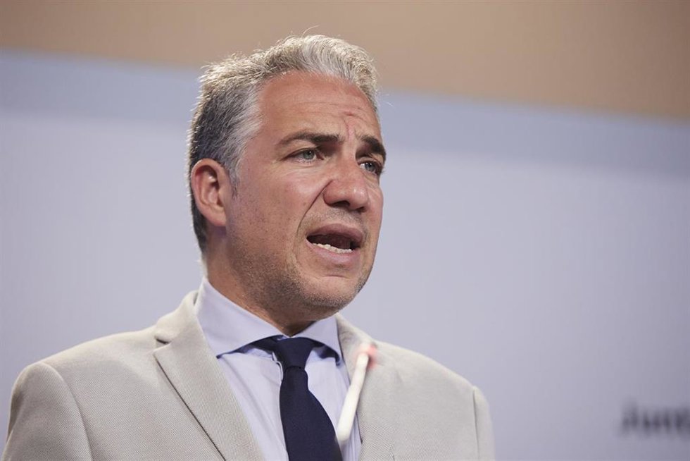 El consejero de Presidencia, Elías Bendodo, durante la rueda de prensa tras el Consejo de Gobierno de la Junta de Andalucía en el Palacio de San Telmo, a 29 de junio de 2022 en Sevilla (Andalucía, España)