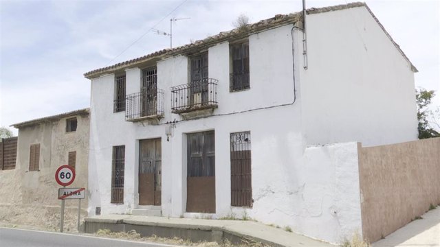 Lugar donde se halló el cadáver de una mujer en una casa de Alzira (Valencia)
