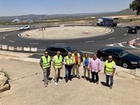 Abierta al tráfico la nueva glorieta que mejora la seguridad vial en la A-312, en Castellar (Jaén)