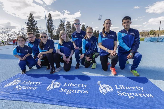 Archivo - Los componentes del Equipo Liberty Promesas Atletismo que competirán en los Juegos de la Juventud de Finlandia 2022