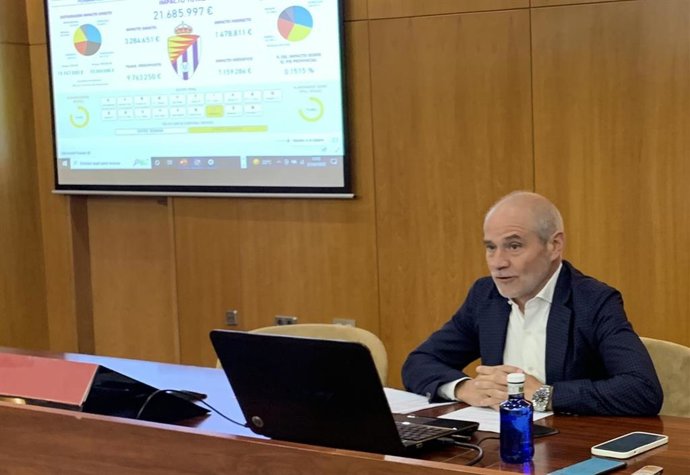 El presidente de la Cámara de Comercio de Valladolid, Víctor Caramanzana.