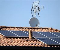 El autoconsumo solar en España crecerá hasta los 30 GW instalados en 2030, el doble de lo previsto