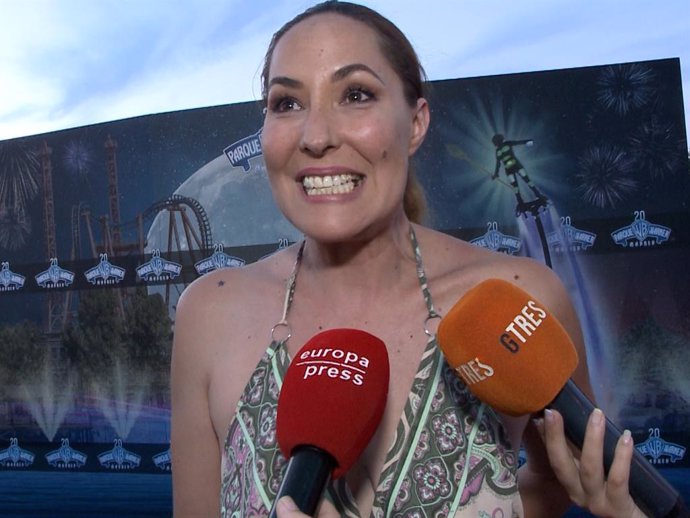 Chayo Mohedano, en la inauguración de las nuevas atracciones de agua de Parque Warner Beach