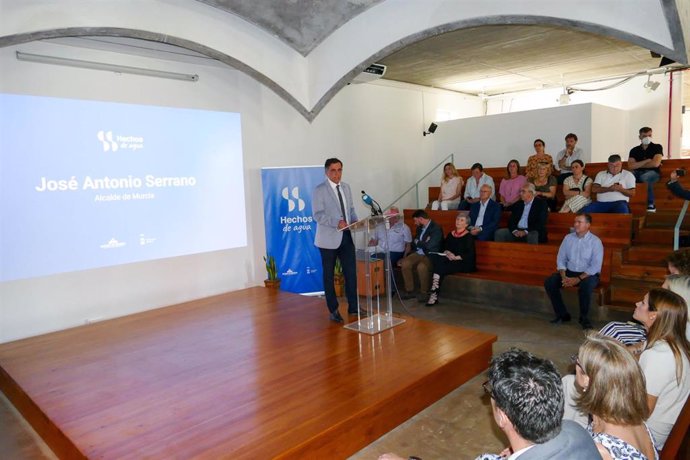 Presentación en Los Molinos del Río de la campaña 'Hechos de agua'