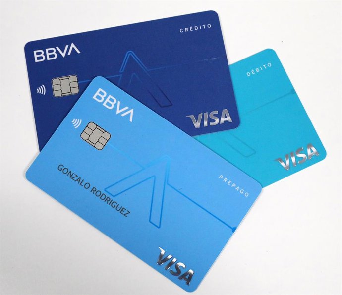 Archivo - Tarjetas Aqua de BBVA.