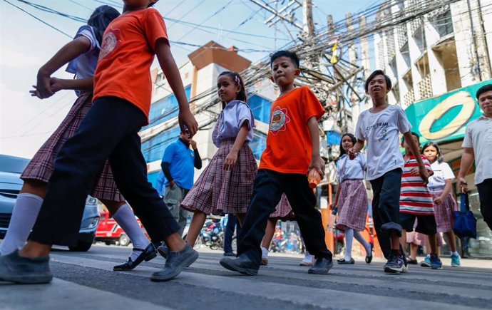 Abertis y UNICEF colaboran para promocionar carreras STEM entre las niñas y mejorar la seguridad vial de los jóvenes