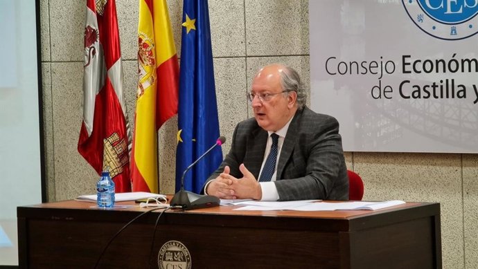 Cabero en un momento de la presentación del informe sobre la situación de CyL en 2021