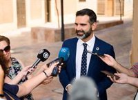 El alcalde de Almería dice que nadie le ha llamado para irse a la Junta: "Sigo centrado en mi tarea"