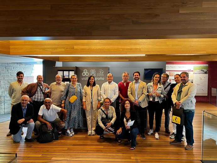 Una delegación de agentes sociales, culturales y económicos vinculados al Camino Mozárabe de Santiago visita Logroño