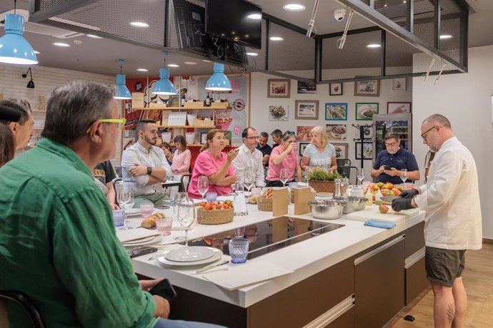 Momento de la I Jornada Gastronómica de Productos de Proximidad dedicada al tomate