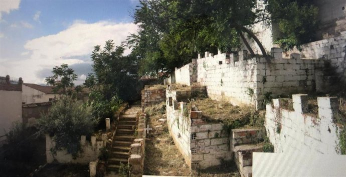 Solar situado al final de la calle Elvín objeto de la actuación.