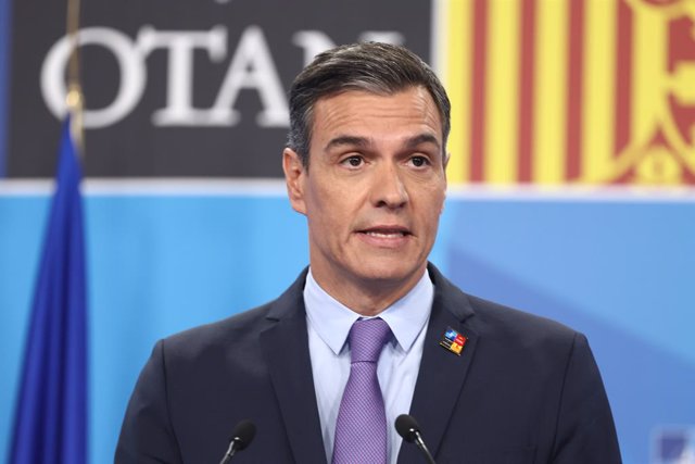 El presidente del Gobierno de España, Pedro Sánchez, interviene en una rueda de prensa en la segunda y última jornada de la Cumbre de la OTAN 2022 en el Recinto Ferial IFEMA MADRID, a 30 de junio de 2022, en Madrid (España). La Cumbre de la OTAN 2022 come