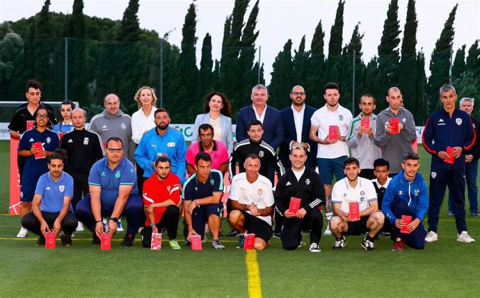 Archivo - Foto de familia durante LaLiga Genuine Santander 2021-22