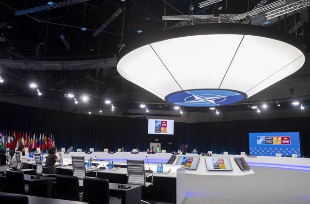 Mesa redonda de las ministras de Asuntos Exteriores y de Defensa de los países aliados de la OTAN, en la Cumbre de la OTAN 2022.