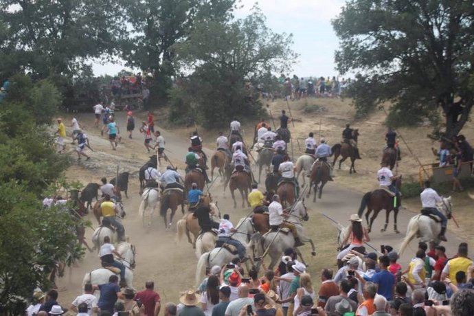 Salida de La Saca en las fiestas de Soria.