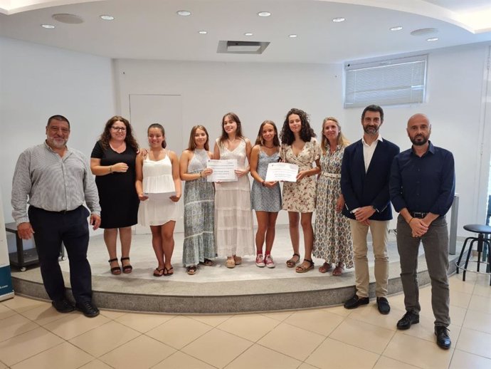 Govern entrega cuatro premios del II Concurso Escolar de Valores Contra la Corrupción en Colegio Mestral de Ibiza.