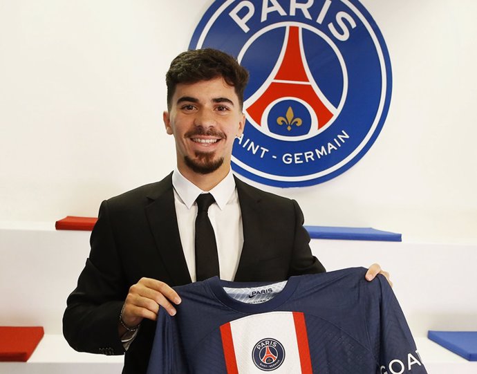 Vitinha, nuevo jugador del PSG