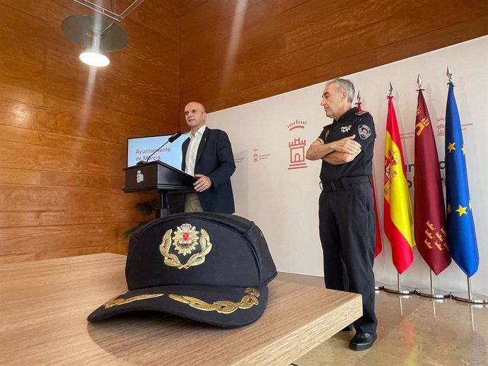 Un total de 61 agentes de la Policía Local de Murcia conforman el dispositivo especial de verano en el municipio
