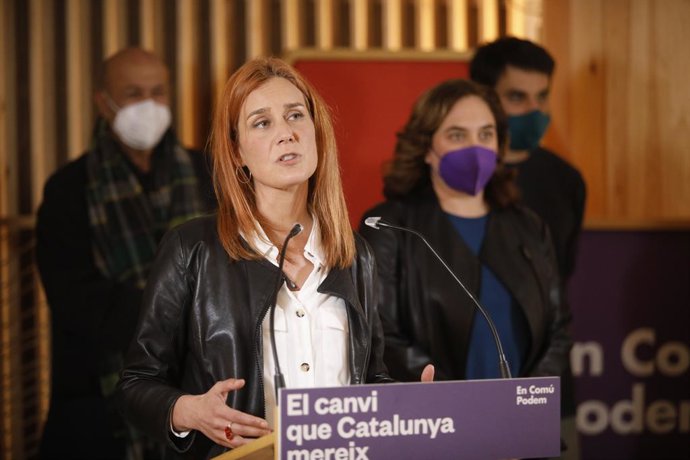 Archivo - La líder dels comuns al Parlament, Jéssica Albiach, i l'alcaldessa de Barcelona, Ada Colau