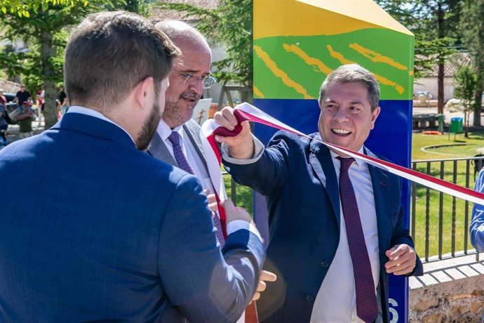 Inauguración de la carretera entre Huerta del Marquesado y Valdemeca