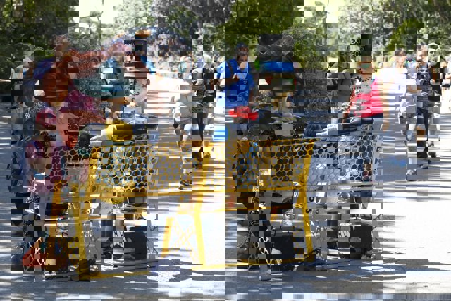 Las calaveras mexicanas llenan de color El Retiro con 19 piezas en honor a la festividad del Día de los Muertos 