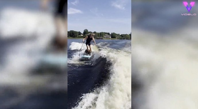 Este perro y su dueño surfean juntos: mira su habilidad haciendo "wakeboard"
