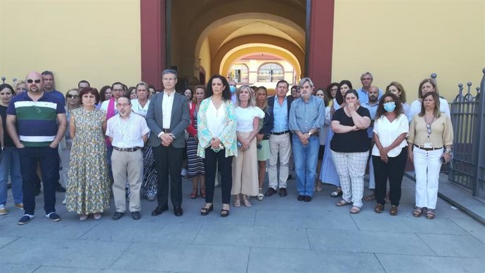 Minuto de silencio en la Diputación de Sevilla por la última víctima de violencia machista