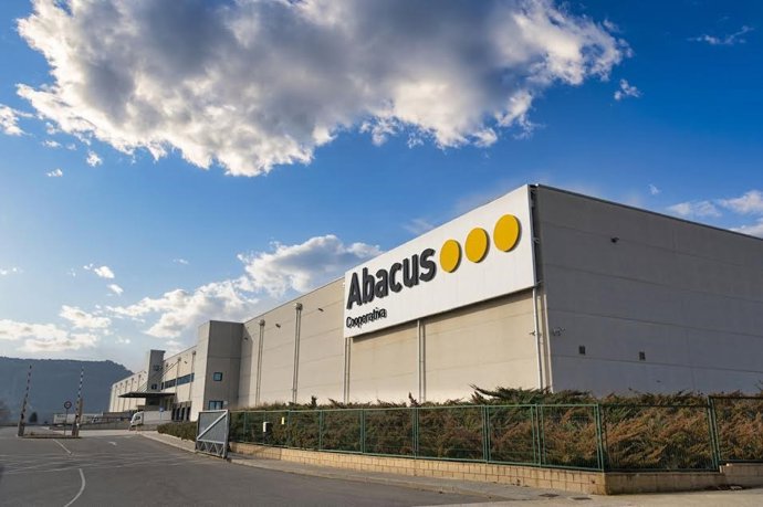 Central logística de Abacus en Vilanova del Camí (Barcelona)
