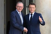 Macron se reúne en París con Albanese y defiende que "no tiene la culpa" de la polémica del AUKUS