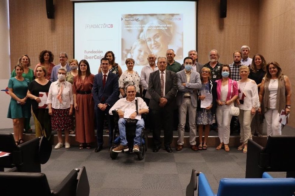 Fundación Ibercaja y Fundación CB apoyan los proyectos sociales de 25 asociaciones en Extremadura