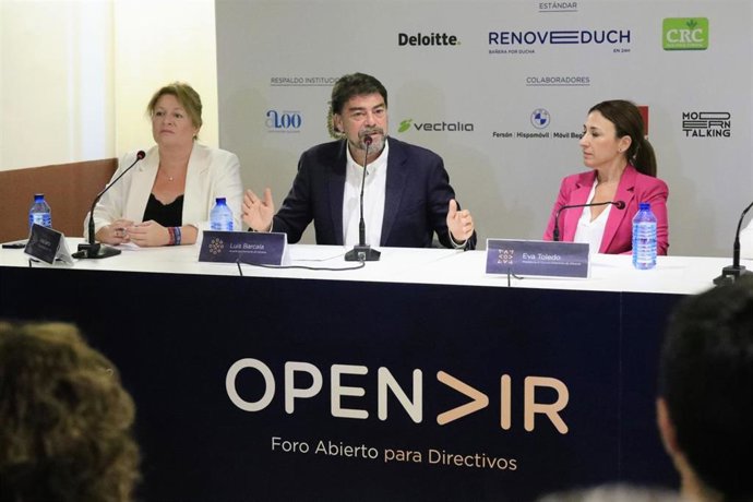 Barcala exige realidades en licitación de conexión ferroviaria con aeropuerto y que no sea anuncio electoral