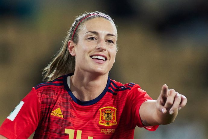 Archivo - Alexia Putellas of Spain celebrates a goal during FIFA Womens World Cup 2023 qualifier match between Spain and Scotland at La Cartuja Stadium on November 30, 2021 in Sevilla, Spain