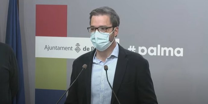 Archivo - El alcalde de Palma, José Hila, en rueda de prensa.