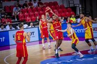 España empieza fuerte el verano ante Macedonia del Norte