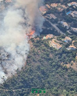 Imatge de l'incendi de Castell d'Aro (Girona)