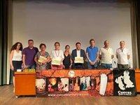 La CARM cofinancia un libro de fotografía subterránea para impulsar el turismo espeleológico