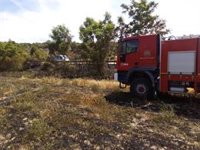 Bomberos de la Diputación de Valladolid colaboran en la extinción de dos incendios en tierras de cultivo