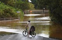 Las autoridades de Australia instan a evacuar las viviendas por los estragos de las inundaciones