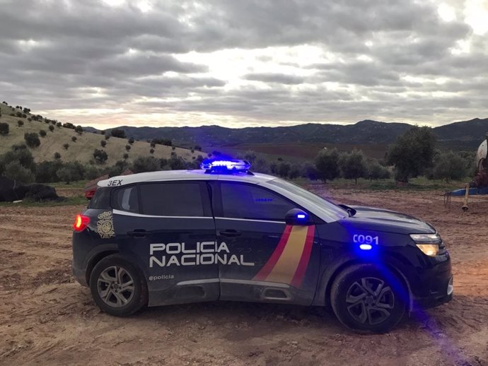 Un coche de la Policía Nacional en Antequera (Málaga)