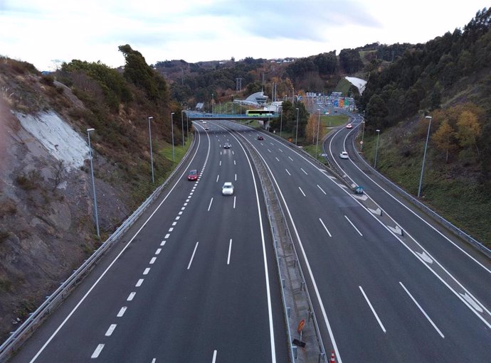 Archivo - Carretera vizcaína