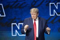 Trump ya contempla "seriamente" anunciar su candidatura a la Presidencia de EEUU