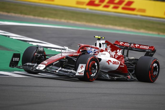 24 ZHOU Guanyu (chi), Alfa Romeo F1 Team ORLEN C42, action during the Formula 1 Lenovo British Grand Prix 2022, 10th round of the 2022 FIA Formula One World Championship, on the Silverstone Circuit, from July 1 to 3, 2022 in Silverstone, United Kingdom 