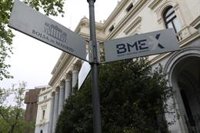 El Ibex 35 sube más de un 0,5% en la apertura y conquista los 8.200 puntos