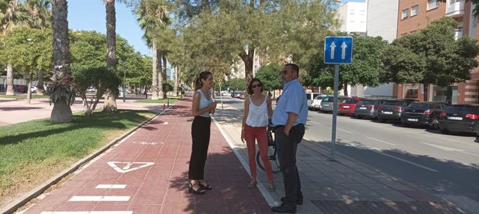 Imagen de la presentación del nuevo carril bici que discurre por El Infante y Ronda Sur