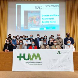Miembros del Comité de Ética Asistencial que lidera el Macarena.