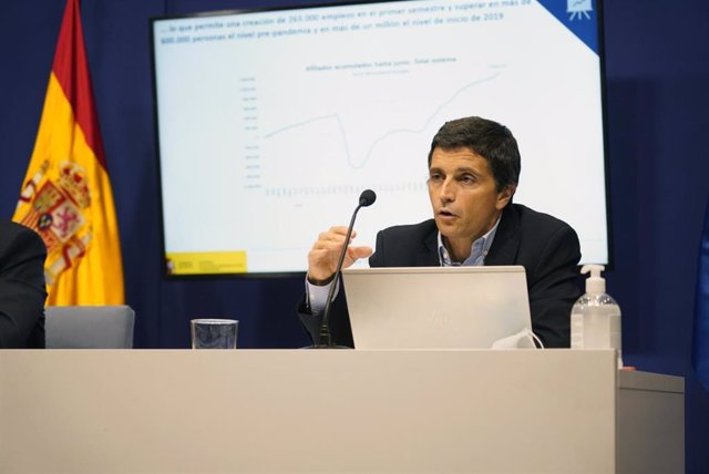 El secretario de Estado de Seguridad Social, Borja Suárez, en la rueda de prensa de presentación de paro y afiliación del mes de junio