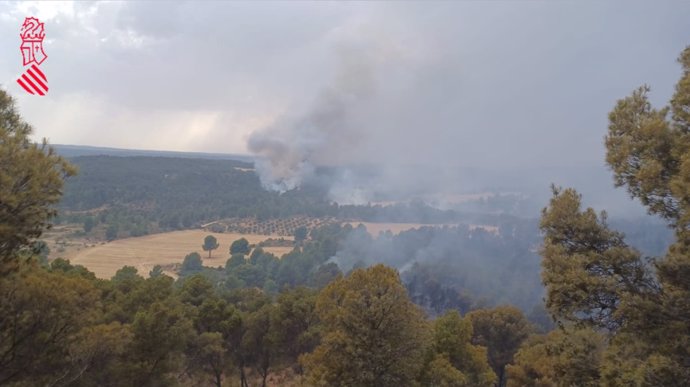 Incendio en Venta del Moro (Valencia)